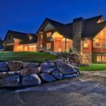Modern Cabin Rentals: 7 Proven Reasons Your Next Design Retreat Must Skip the Hotel